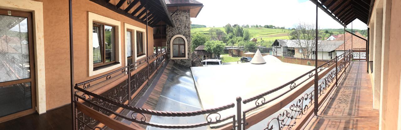 Minihotel Zolotoe Runo Ploskoye 외부 사진